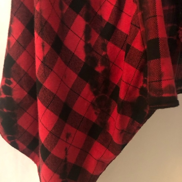 ANTHROPOLOGIE Elevenses Roxanne Vest in Red Plaid Waterfall Size M - Picture 9 of 10